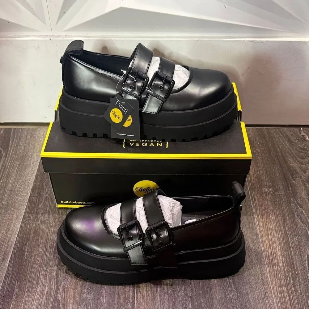 Buffalo boots Pluto Mary black vegan Mary Jane platform sz 8.5